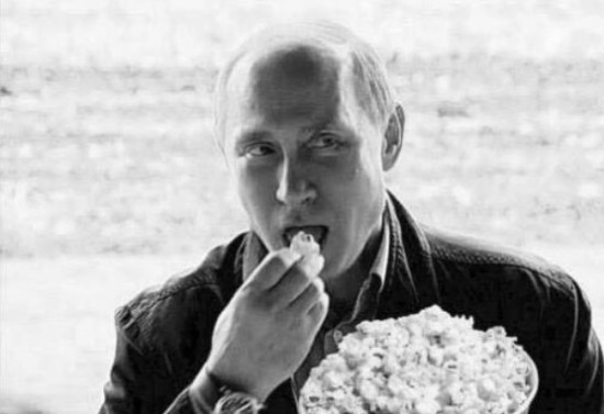 Putin-eating-popcorn
