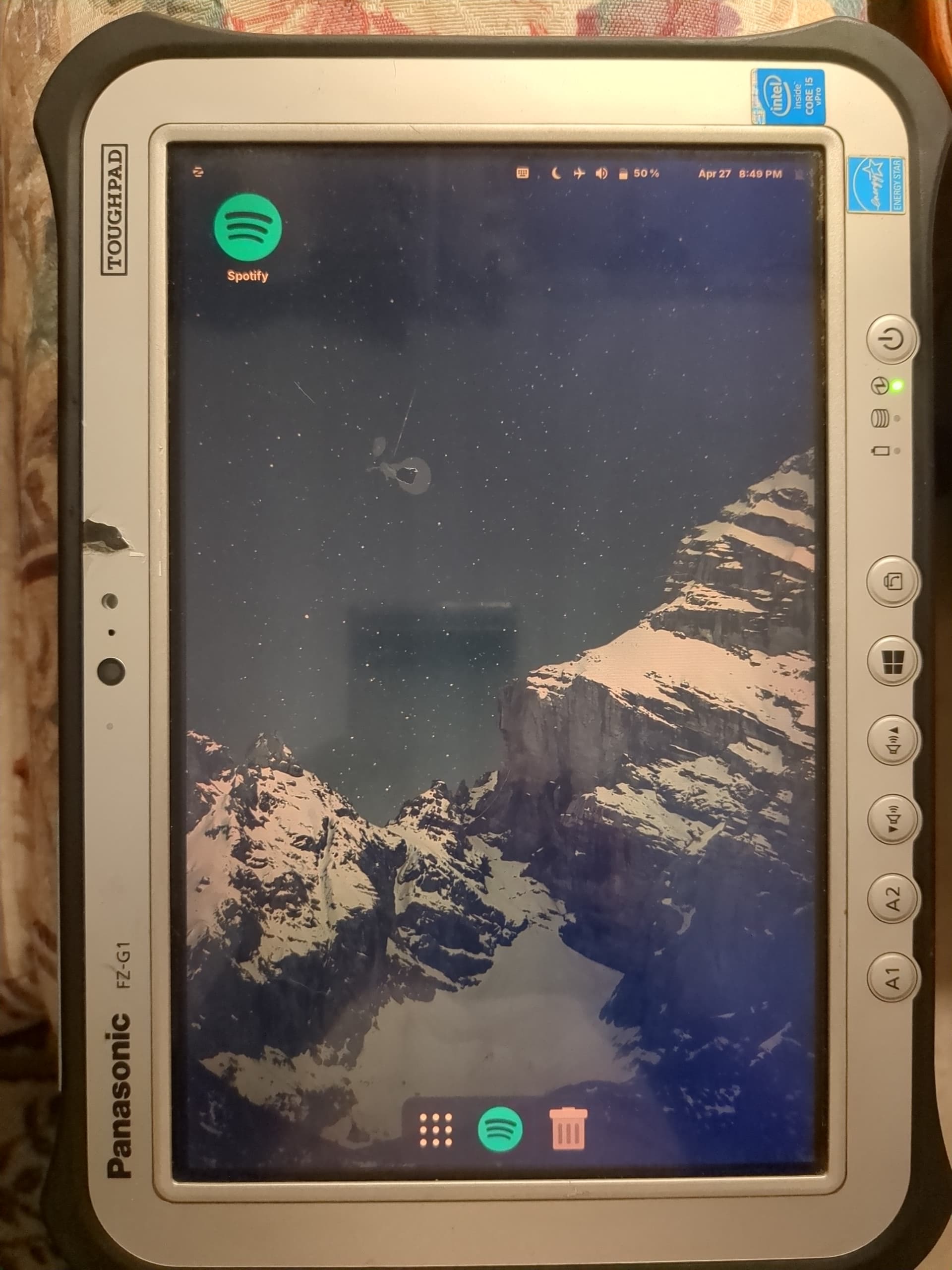 Got Zorin on my tablet for my kid - it's great! - Feedback - Zorin